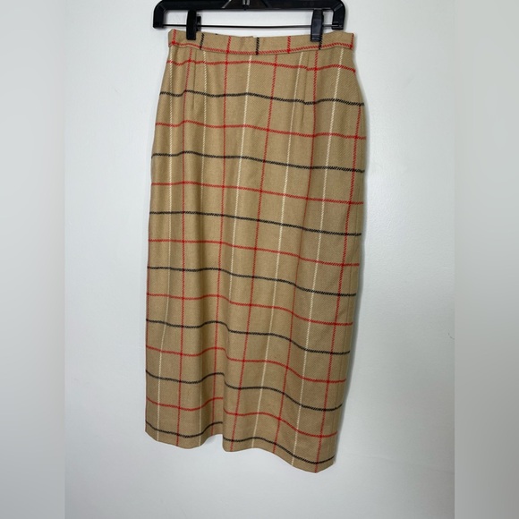 Burberry Beige Checkered Midi Skirt - Picture 1 of 9